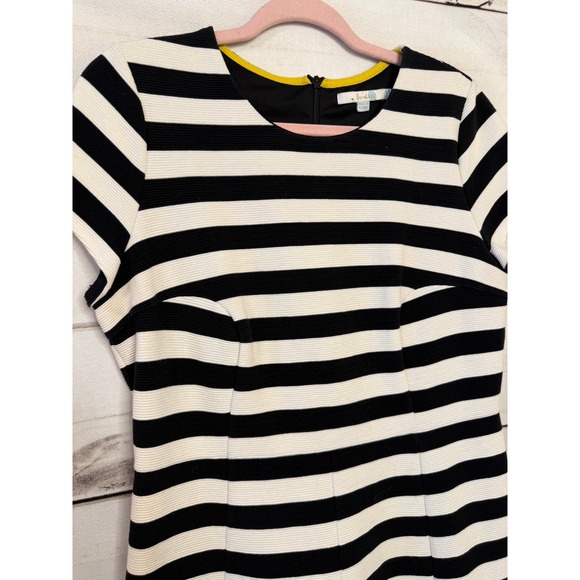 Boden Black White Striped Knit‎ Cap Sleeve Fit Flare Dress - Picture 6 of 7
